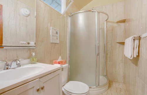 6 Mi to Bethel Woods Cabin with Pool Access - Foto 11