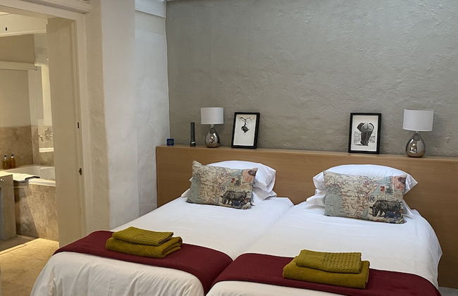 Purple House - Photo 27