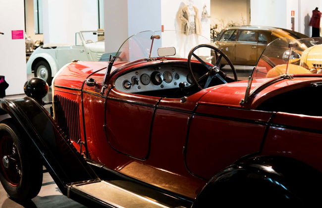 Entrada al Museo del Automóvil y la Moda - Foto 8