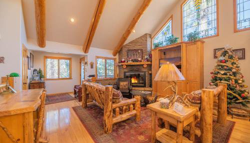 Bearfoot Bungalow - Premium and spacious home close to the National Forest and The Village! - Foto 5