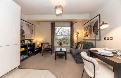 Stunning 1 BR Surbiton with views, near station - Pass the Keys - Foto 41