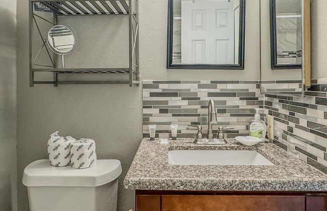 Charming Waterfront Condo - Foto 20