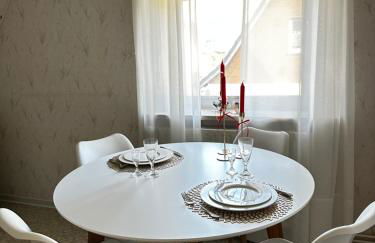 Apartment 19 - Photo 11