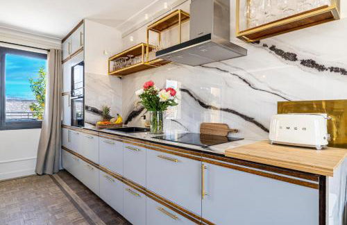 Luxurious penthouse, 2 bedroom suites, 3 spacious terraces, gorgeous views of mountains and sea, - Foto 4