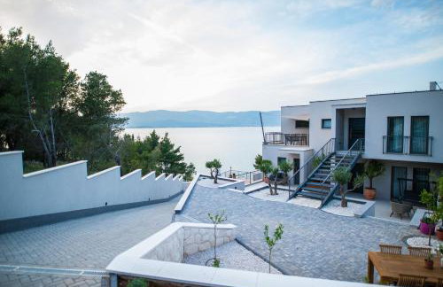 Olive Hill House - ground floor - Photo 25