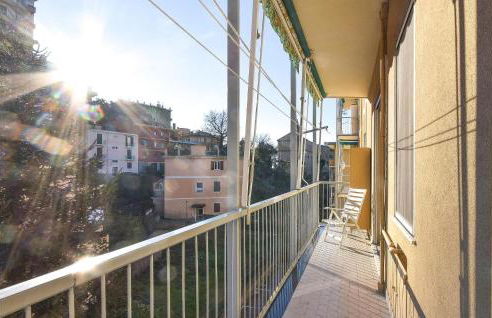 2 Bedroom Awesome Apartment In Genova - Foto 3