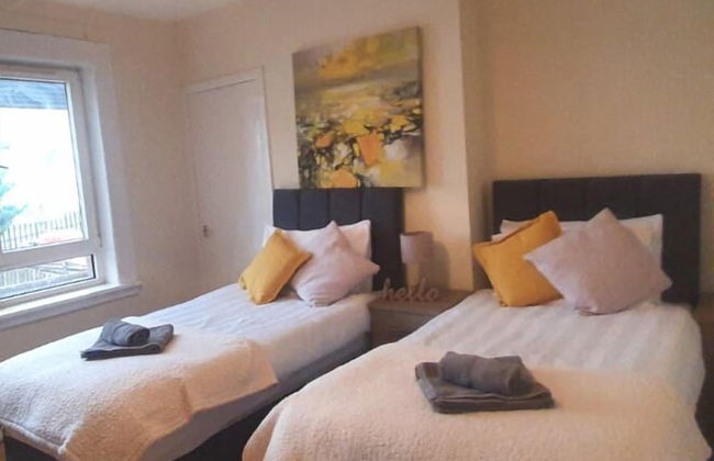 Two Bedroom Apartment by Klass Living Serviced Accommodation Airdrie - Nicol Apartment With WiFi & Parking - Foto 1