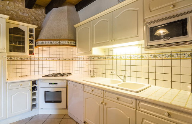 Chic Holiday Home in Siorac-en-perigord With - Foto 15