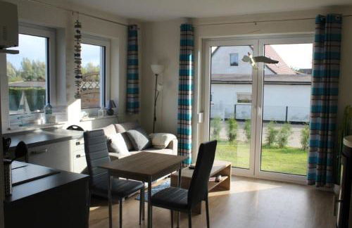 Fewo Möwe Lütow Usedom Achterwasser blaues Haus - Foto 1