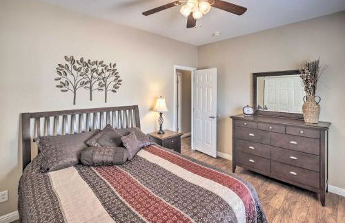 Rivers Edge Golf Condo with Beach Access and Patio! - Foto 12