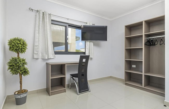 NEW 4br4ba Villa Across of Palmbeach w Pvt Pool - Foto 10