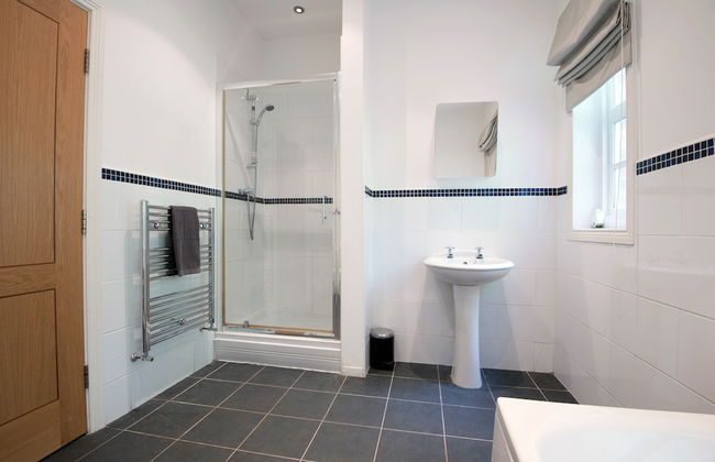 Apartment 4 The Grove - Foto 20