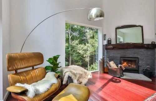 Unique and Private 25ft Waterfall House in Hunter - Foto 16