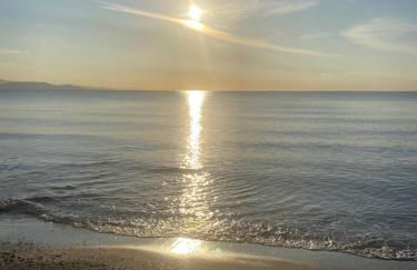 Domelia's Luxury Apartments near Airport & beach - Foto 16