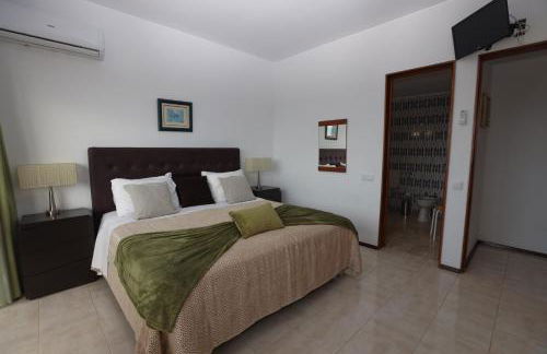 Alvor Beach Front Line Bay - Photo 14