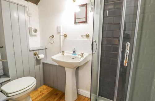 The Corn Store - Photo 20