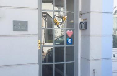 Beautiful Seaside one bedroom apartment - Foto 30