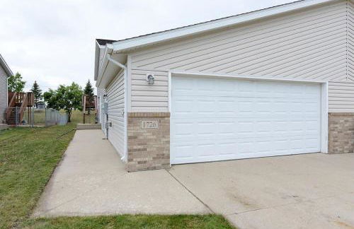 Updated Twin Home near Sanford Medical Center - Foto 11