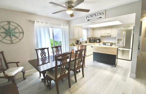 Coastal Village Retreat - Photo 7