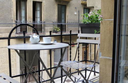 San Sebastián VERY NICE apartment 100m from La Kontxa Beach - Foto 14