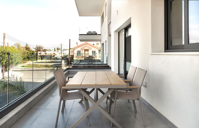 Phaedrus Living: Limassol Opalia Residences Amber - Photo 16