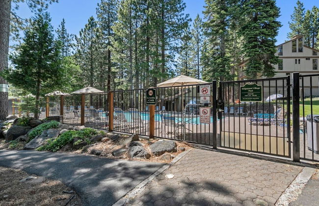 Enjoy Forest Views Retreat at Kingswood Village! - Photo 34