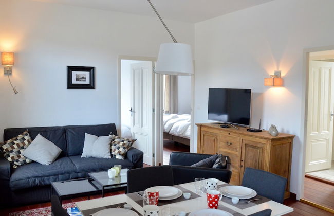 Le Baron Apartments - Photo 15