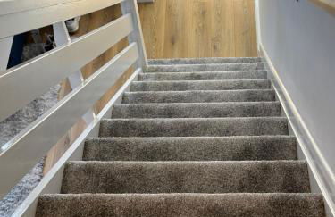 Dartford Luxurious House with Parking - Netflix - Wi-Fi - Photo 27