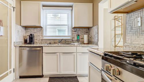 Extended Stay in Metro Detroit Home with Yard! - Foto 3