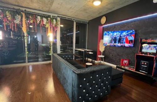 A Town Skyline - Foto 10