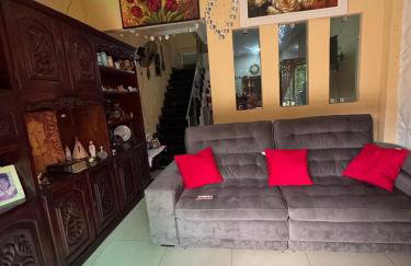 CASA DE DOIS PAVIMENTOS COM SUITEs - Foto 18