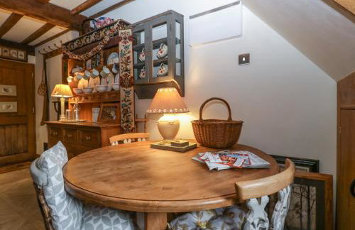 Hoarders Cottage - Foto 10