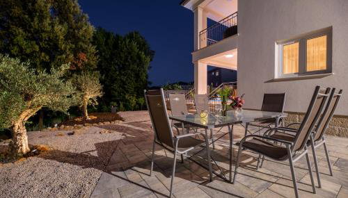 Villa Pafran with heated pool Krk - Foto 5