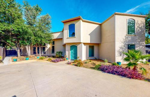 Hot Tub and Views Luxe Lake Bridgeport Retreat - Foto 29