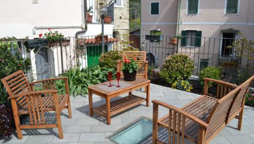 Monolocale con giardino e parcheggio privato CITRA zero zero ottanta trentuno LT 0281 - Photo 1