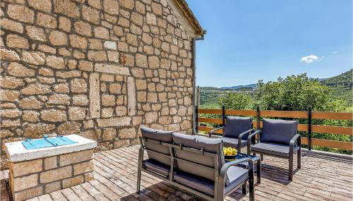 3 Bedroom Awesome Home In Vrgorac - Foto 3