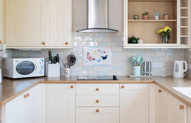 Seaside Detached 4bd Home nr Shops Parking Garden - Foto 9