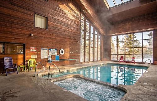 Mountain Getaway and Pool at Brian Head Ski Resort - Photo 9