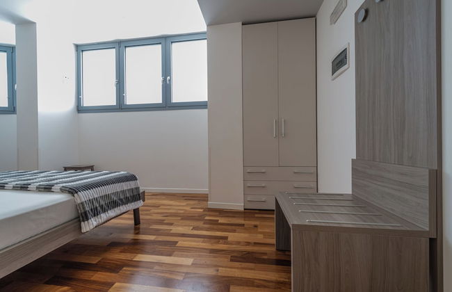 Marconi House - Photo 25