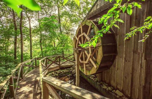 Luxury Cabin for Two with Beautiful River Views near Knoxville - Foto 8