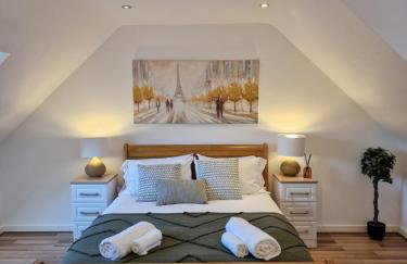 Large 4-bed house for up to 7 guests w 2x parking - Foto 22