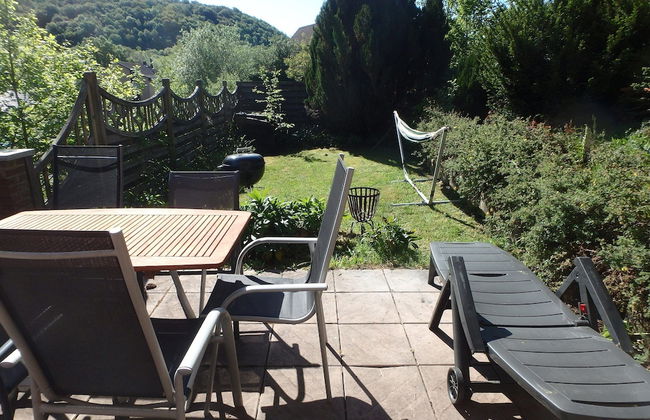 Modern Holiday Home in Eifel With Sauna - Foto 1