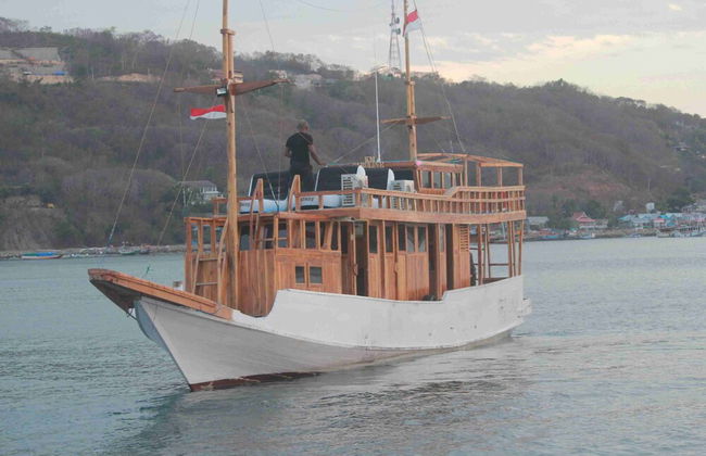 Boat Charter KM.Caroline - Foto 14