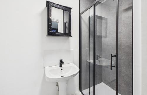 Albert Road - Photo 9