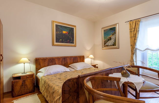 Villa in Selca With Pool Near Adriatic Sea - Photo 5