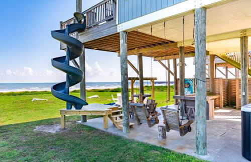 Beachfront 4BR - Tiki Bar, Yard Games, Pet-Friendly - Foto 59
