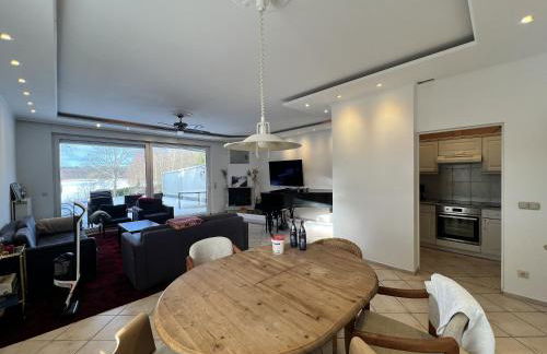 Große Terrassenwohnung mit Seeblick - Foto 19