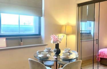 Pretty Pink Posh Penthouse - Foto 53