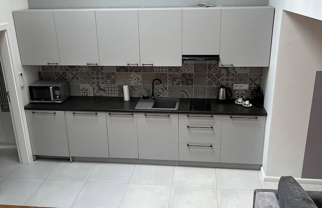 Ermine Suites - Photo 39