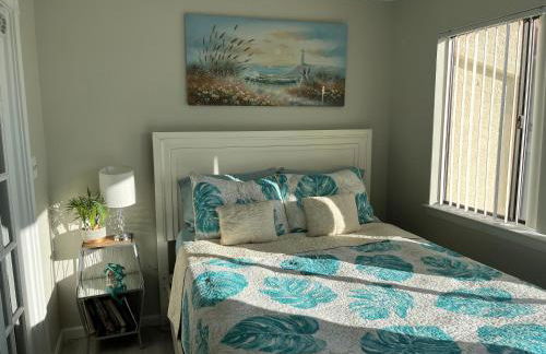 Sunset Harbor Palms - Mason Beach Retreat - Photo 1